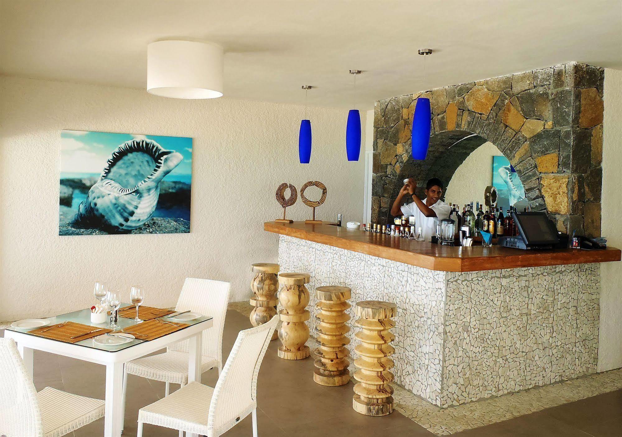 Astroea Beach Hotel (Adults Only) Blue Bay Exterior foto